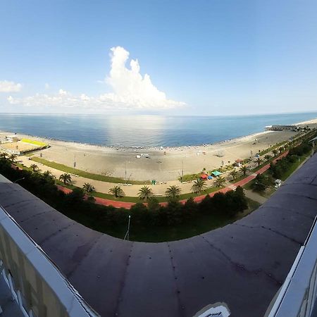 Beautiful House By The Sea Leilighet Batumi Eksteriør bilde